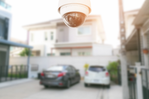 Bien choisir une caméra privée pour sécuriser sa maison au quotidien